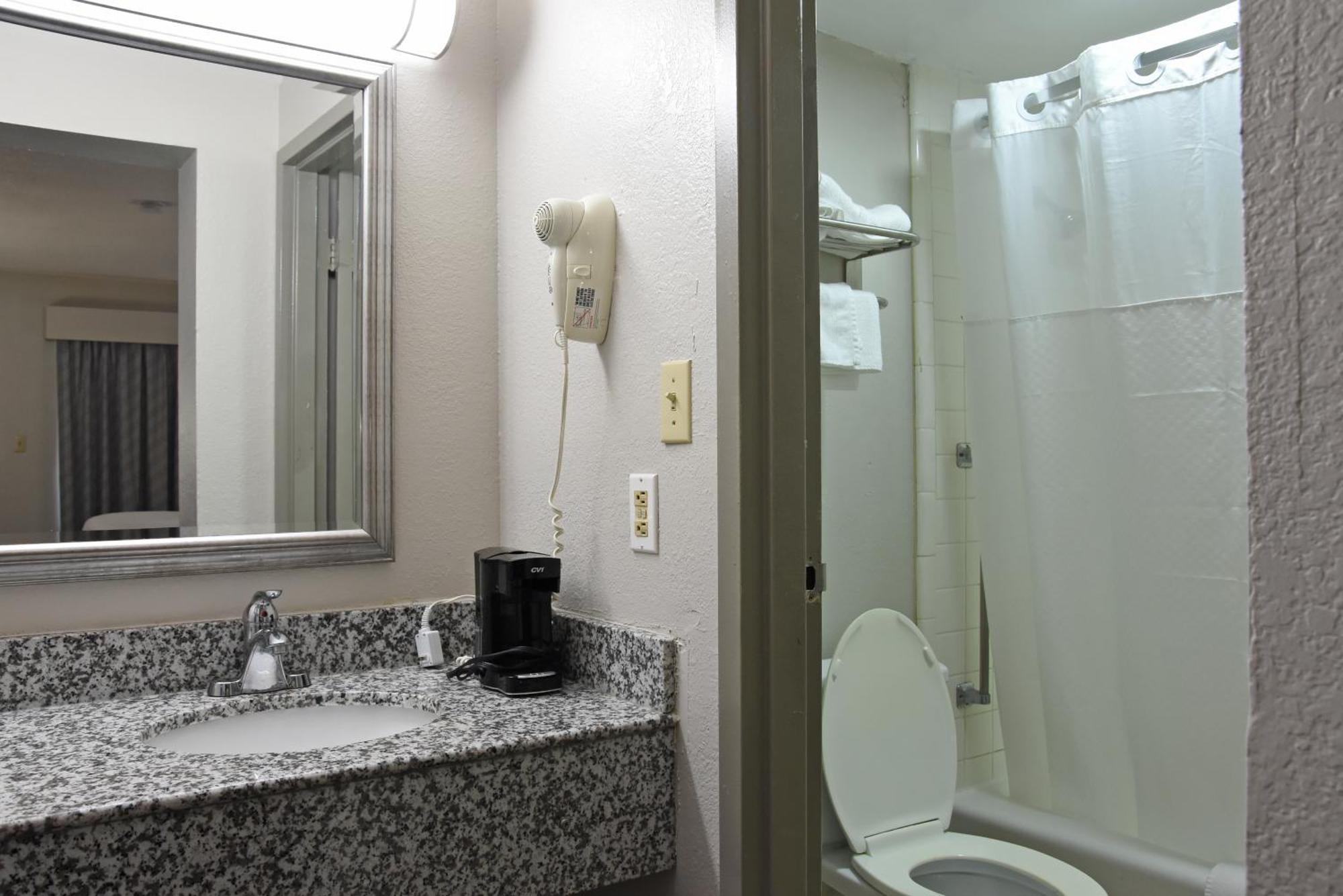 Days Inn By Wyndham Lebanon Zewnętrze zdjęcie